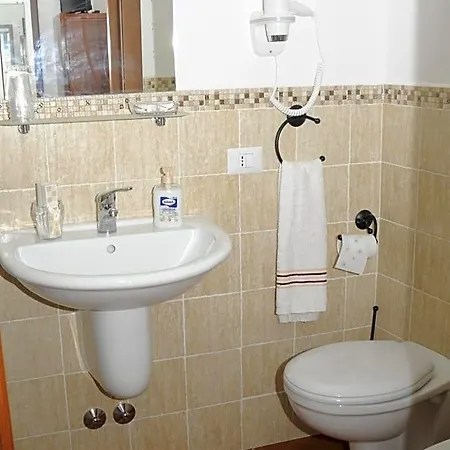 فندق مبيت وإفطار La Vecchia Scuola 4*