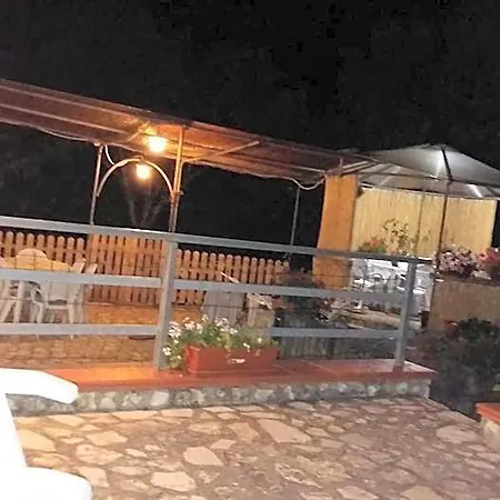 فندق مبيت وإفطار La Vecchia Scuola Sonnino