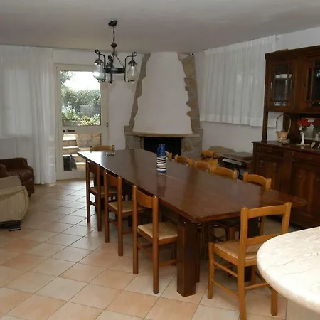 La Vecchia Scuola 4* Sonnino