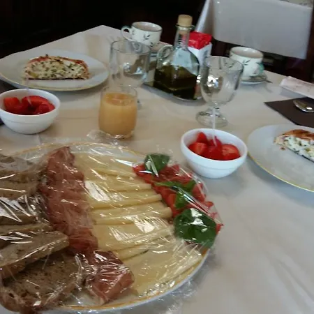 La Vecchia Scuola Oda ve Kahvaltı 4*