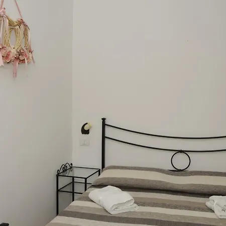 La Vecchia Scuola 4*