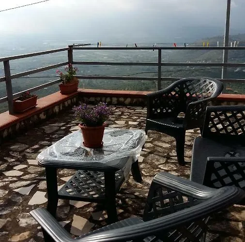 La Vecchia Scuola 4*